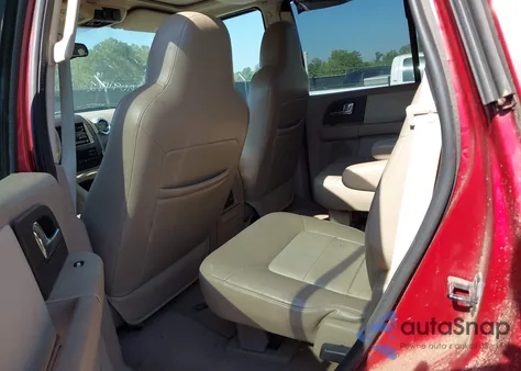 2005 Ford Expedition Eddie Bauer/King Ranch from USA, damaged, VIN 1FMFU17505LA09482